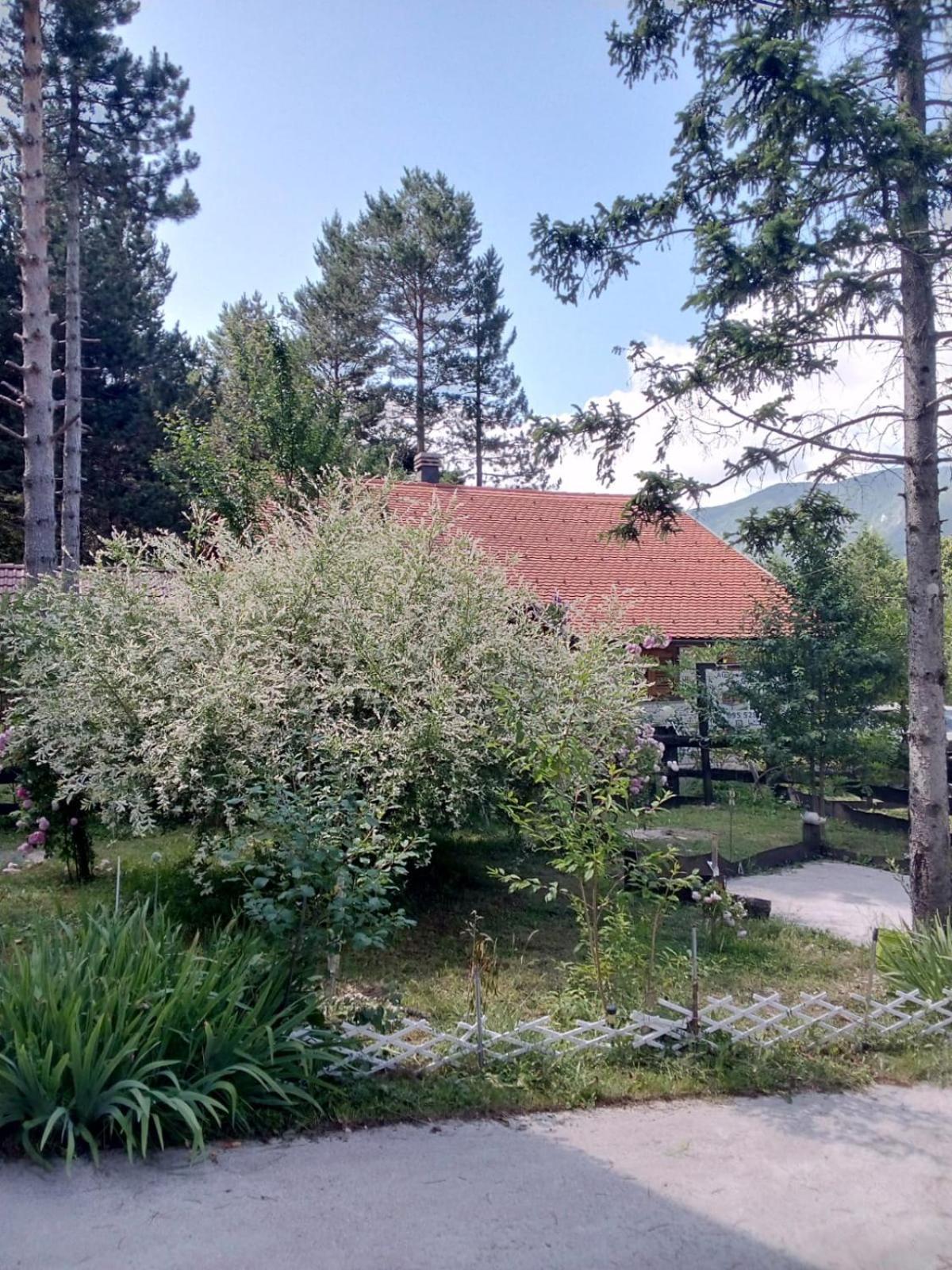 Plitvice Lakes Holiday Lodge Rudanovac Bagian luar foto